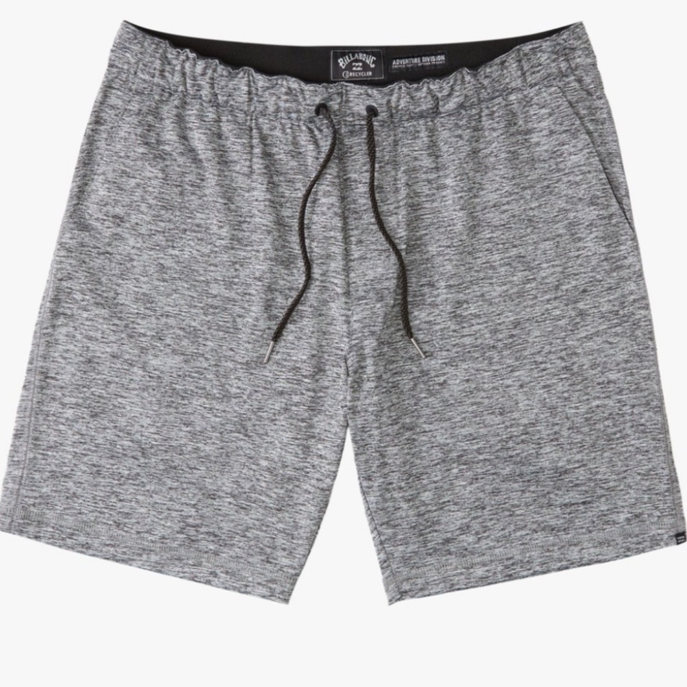 Billabong shorts. Size XL. NWT.